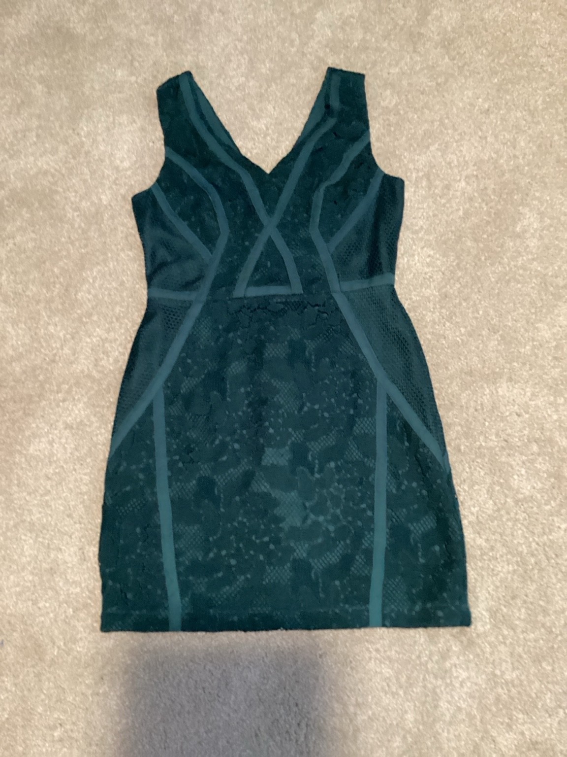 Greylin Green Lace Sheath Dress Women’s Medium Sleeveless V-Neck Cocktail