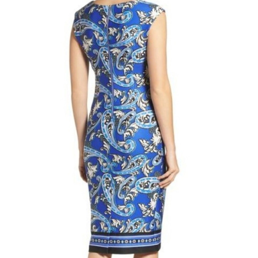 Beige by ECI Size 4 Blue White Paisley Print Sheath Dress New With Tags