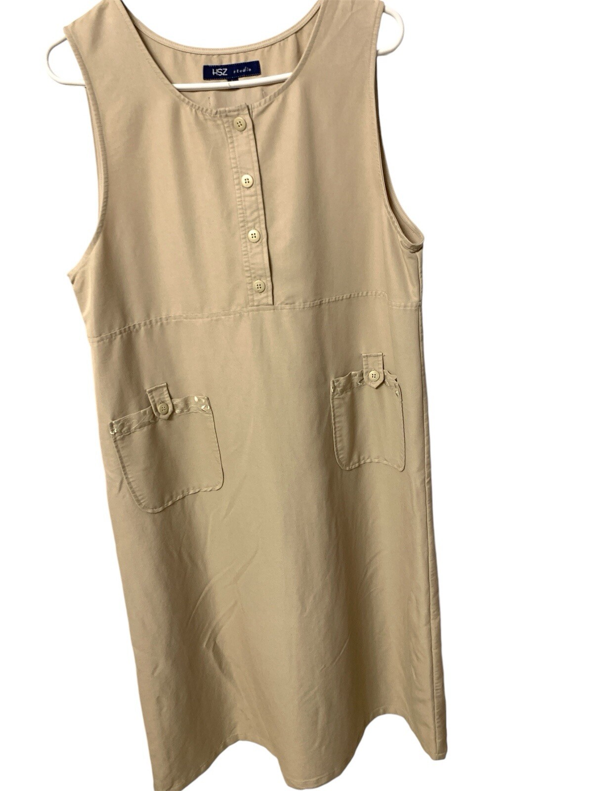 HSZ Studios Size Large Tan Jumper Pockets With Embroidered Pockets