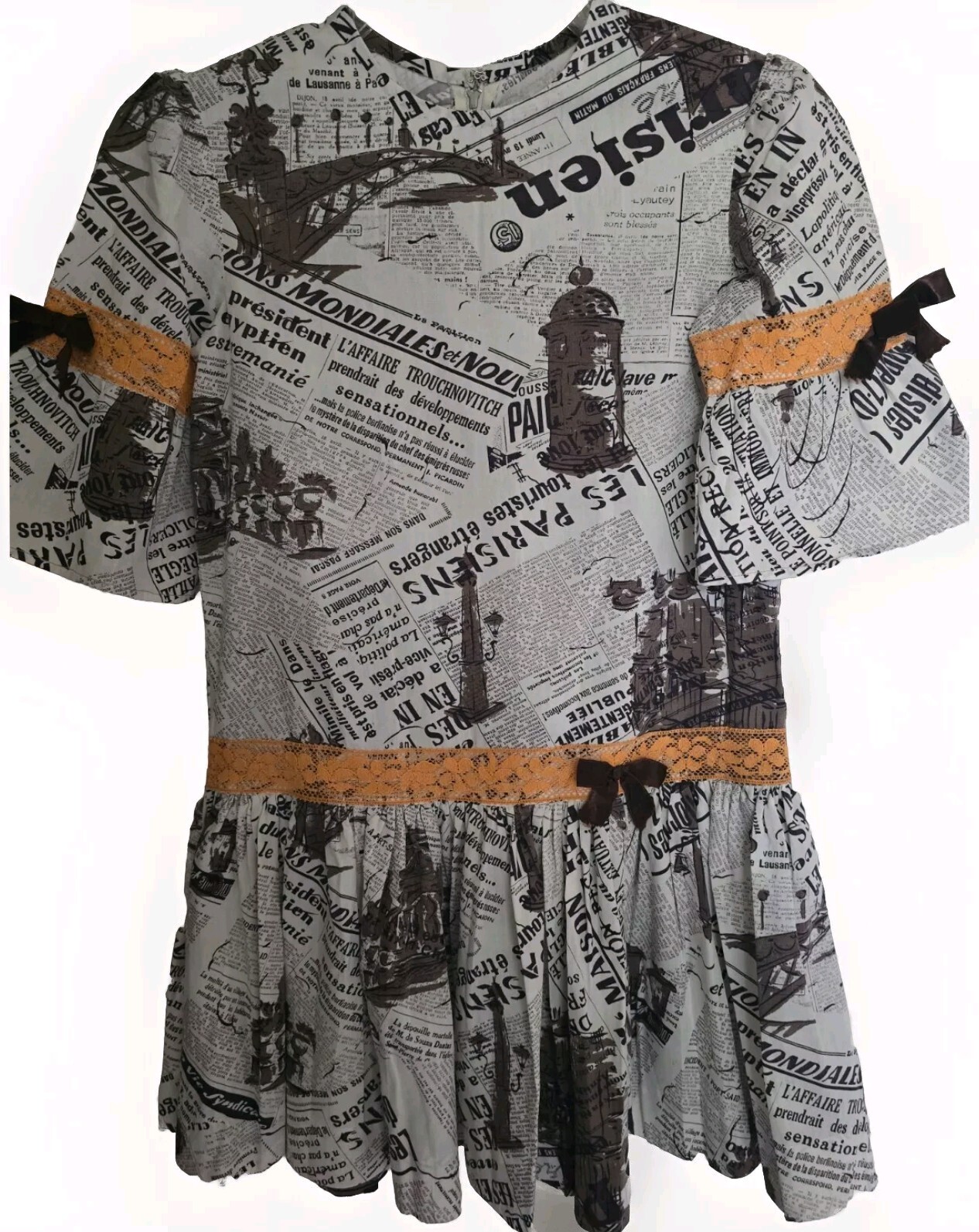 RARE Vtg Newspaper Print Dress Youth 14-16 Handcrafted Skater Dress Ruffle Lace