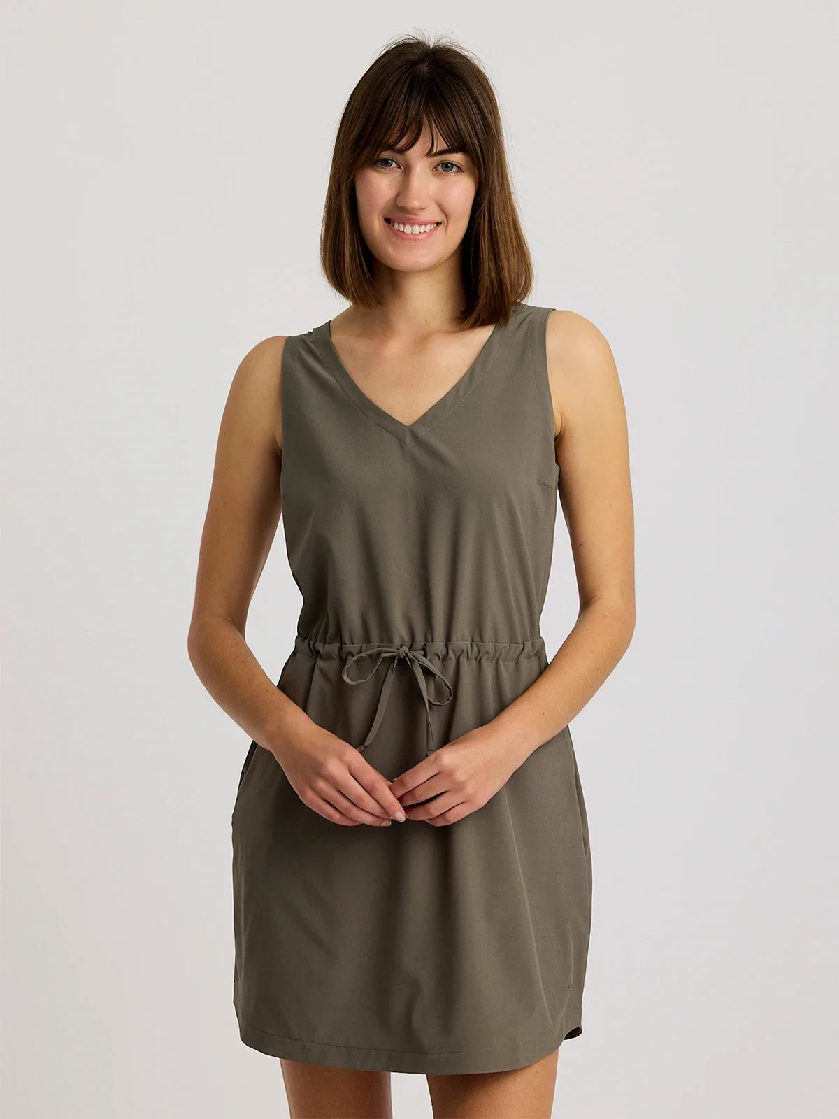 NWT WOMEN’S FREEFLY BREEZE DRESS.SMALL.SMOKEY OLIVE.BRAND NEW FOR 2026.