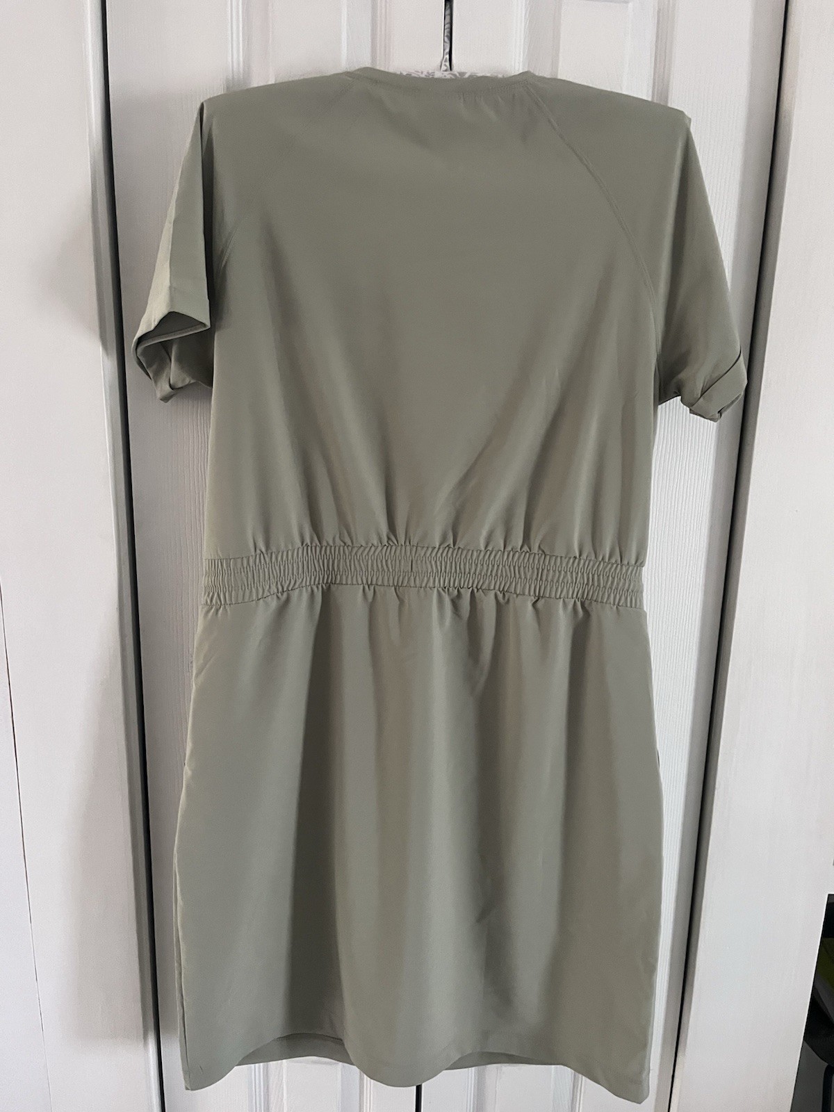 THE NORTH FACE stretch nylon Sage Green Casual Dress Size L Travel Vacation NWOT