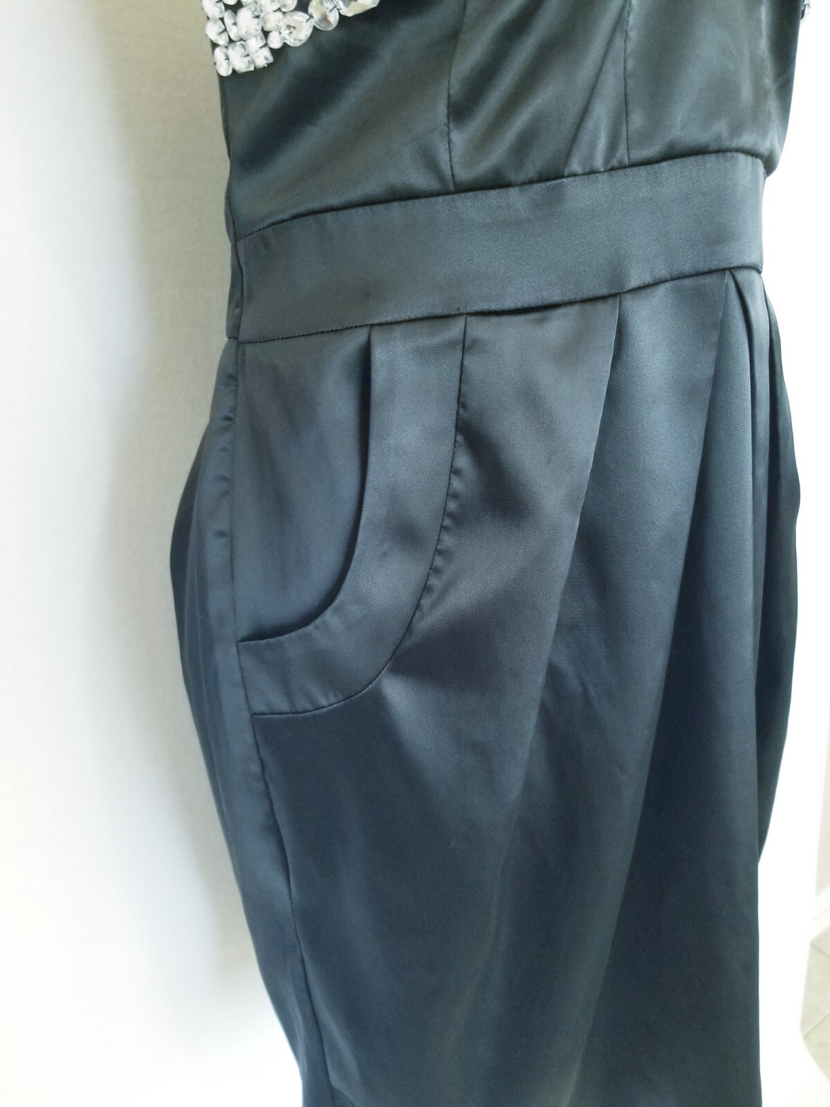 HAK Black Silver Rhinestone Mini Dress Sleeveless Pockets Soft Material Size 8