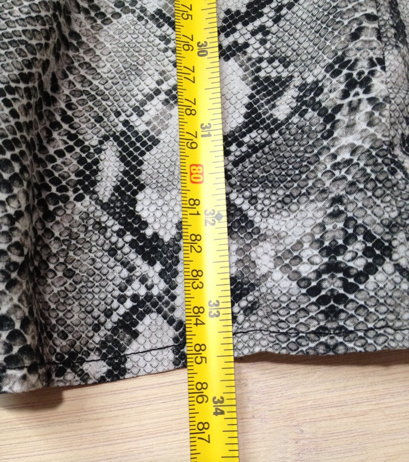 Zara Womens 100% Viscose Button Front Shirt Dress Snakeskin Sz M