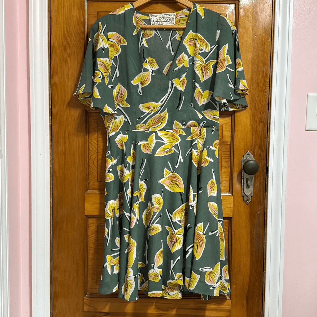 Pink Martini Garden of Love Green Flowy Mini Dress Women’s Medium