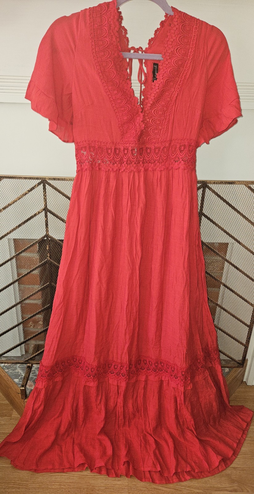 Wishlist Apparel, Crochet, Lace Trim, Tiered Midi Dress. Boho Style. Red. Sz. S.