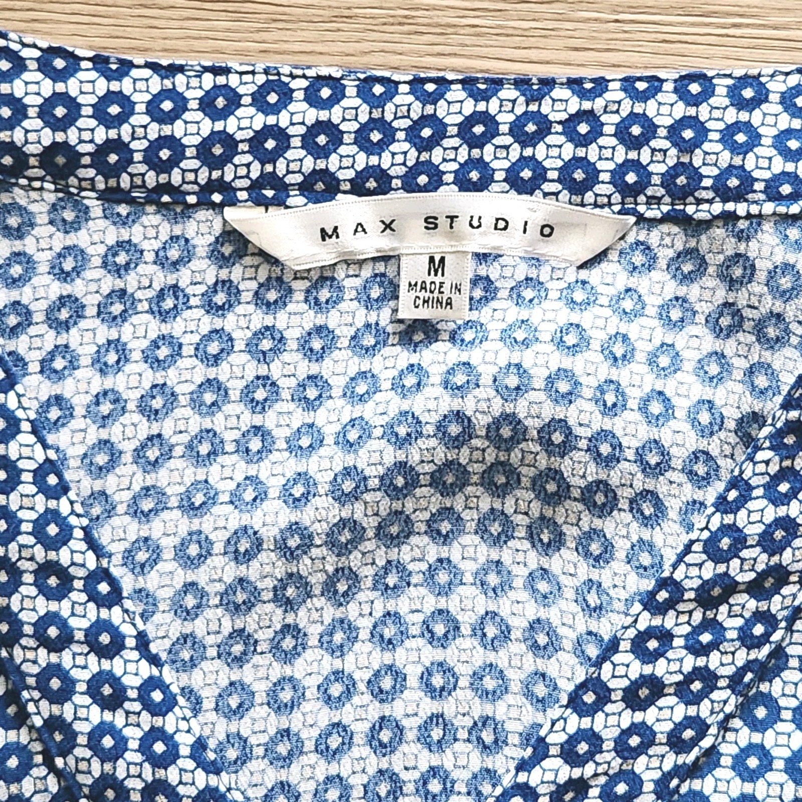 Max Studio Tunic Dress Women’s Size Medium Long Sleeves Drawstring Waist Sheer