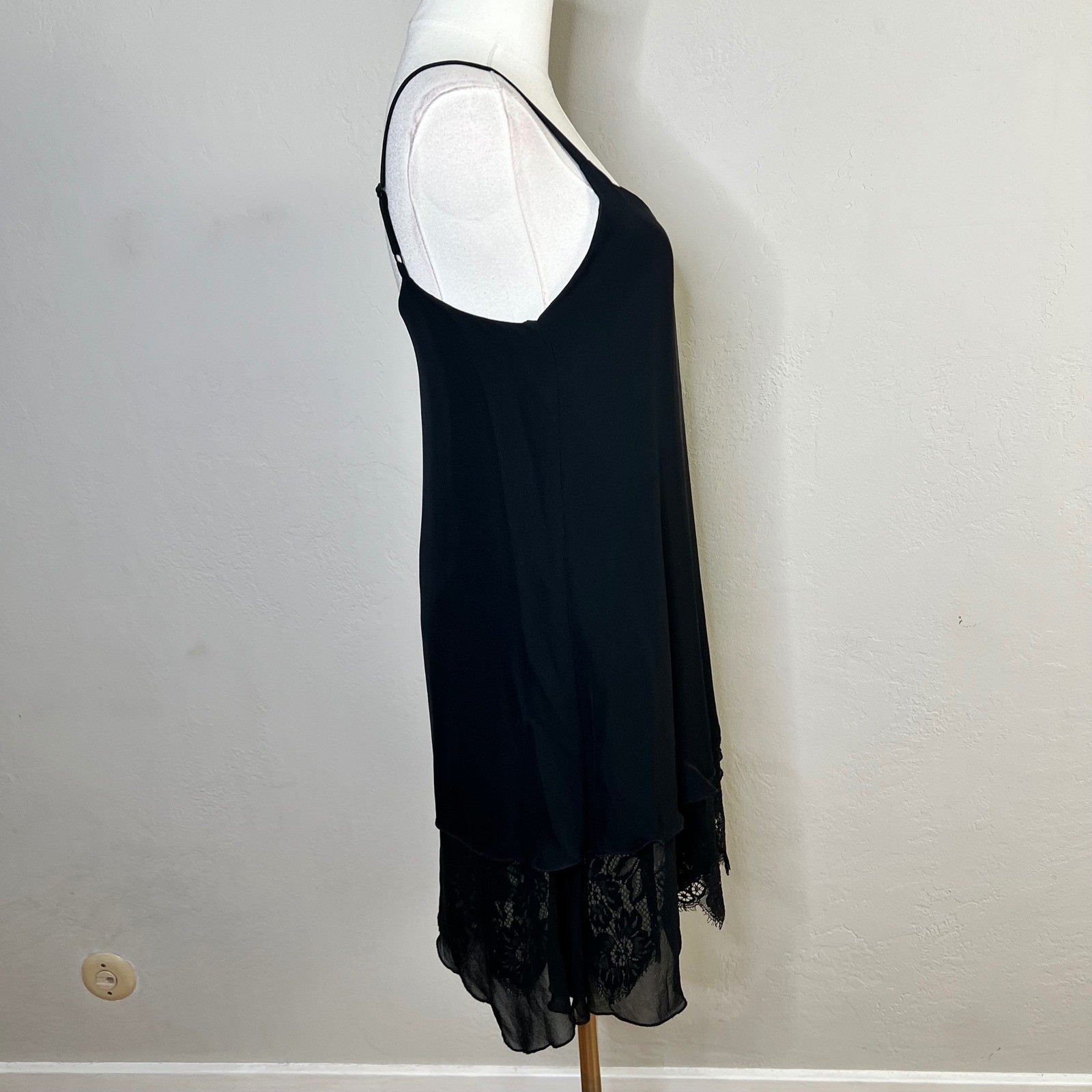 Alice + Olivia Dress 100% Silk Black Lace Trim Asymmetrical Mini Slip Size XS