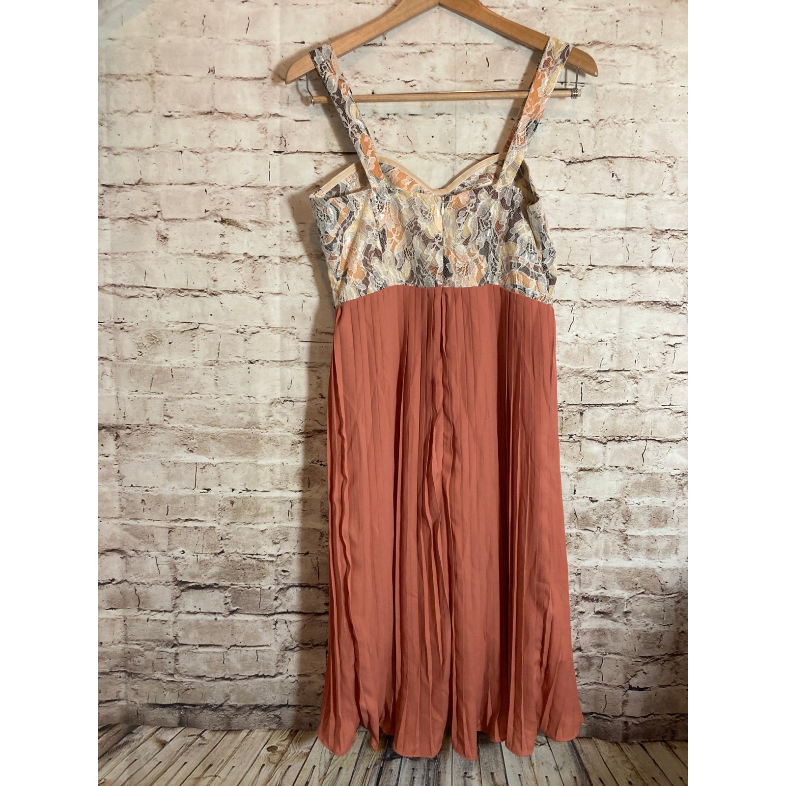 Pink Martini Dress Medium Salmon Pink Babydoll Lace Pleated Romantic Midi Flowy