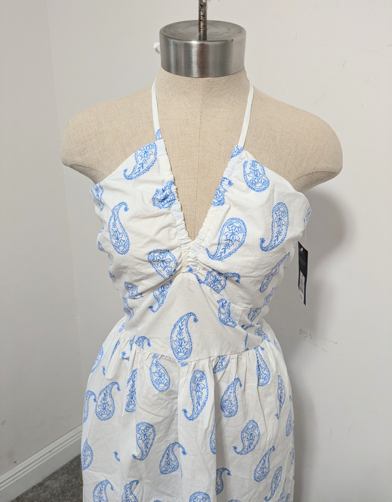 Universal Thread Maxi Halter Dress Paisley SMALL Beachy Resort Coastal Vacation