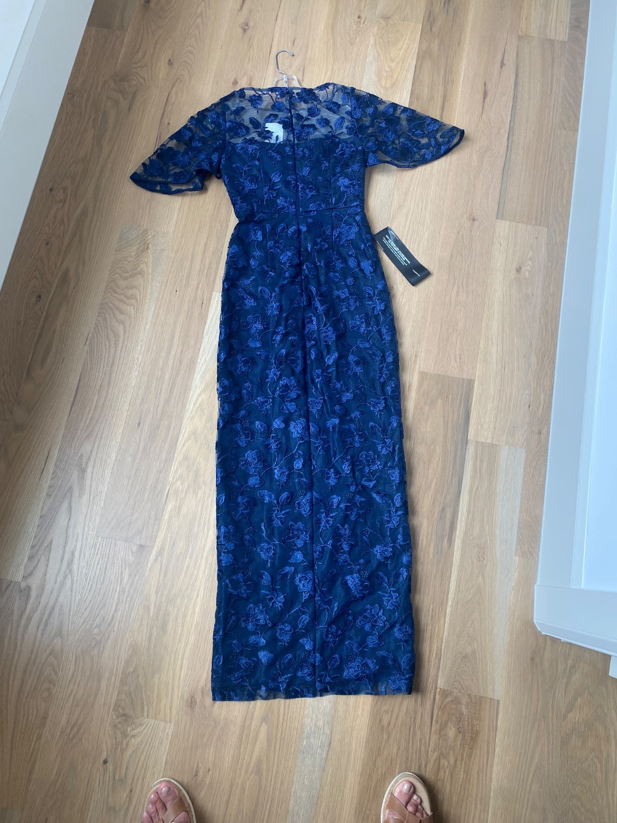 NEW! JS Collections Brooke Floral Embroidered Column Gown Navy [SIZE 0] #J1988