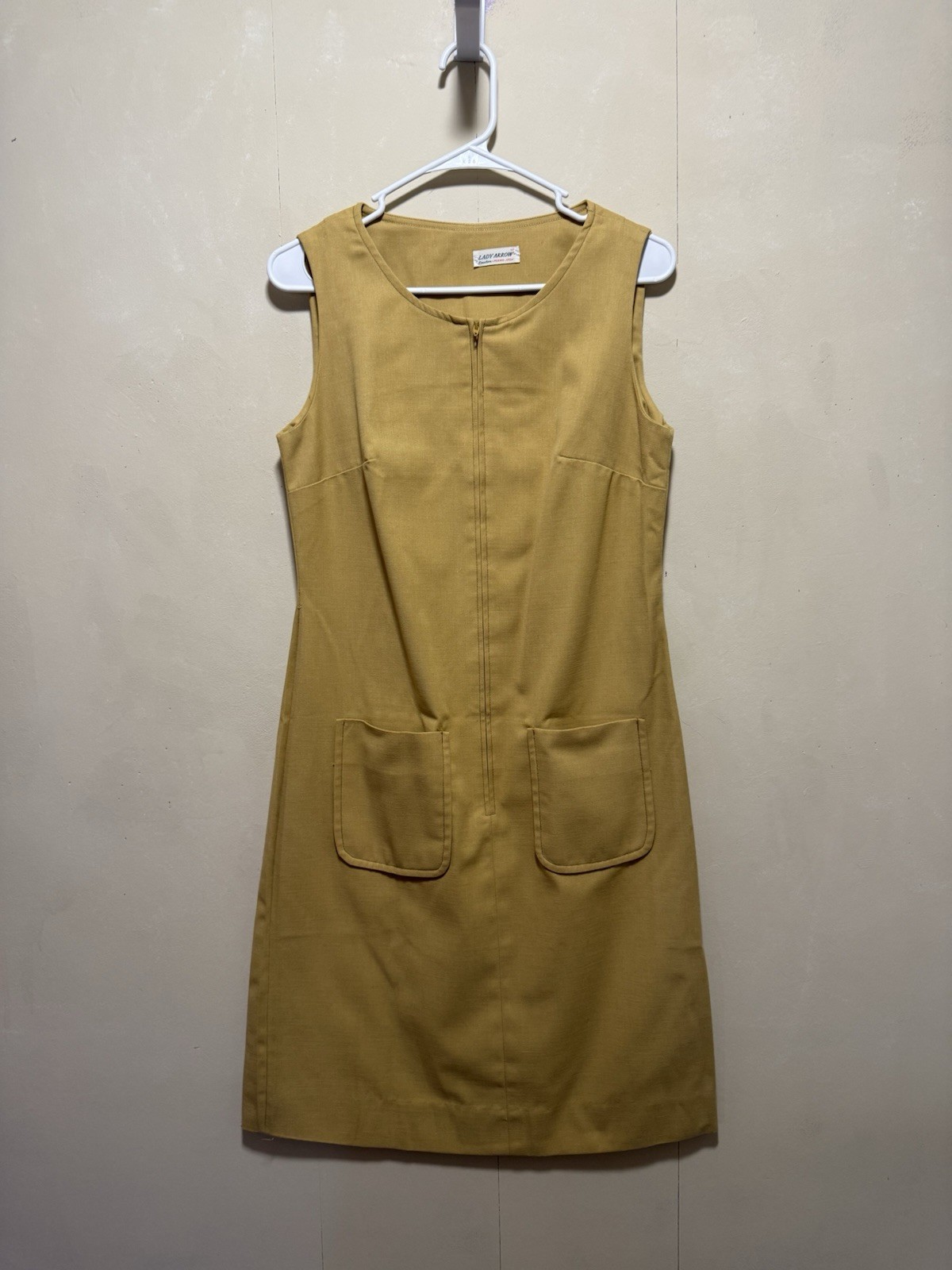 Vintage 1960’s Lady Arrow Sleeveless Sheath Midi Dress Women’s Sz 12 / Yellow