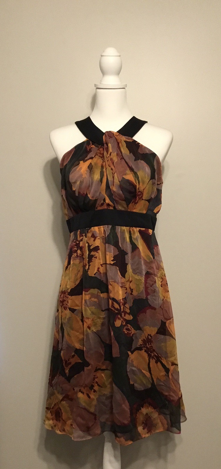 The Limited Sz 8 Floral Front Keyhole Short Dress Halter Neck Sleeveless