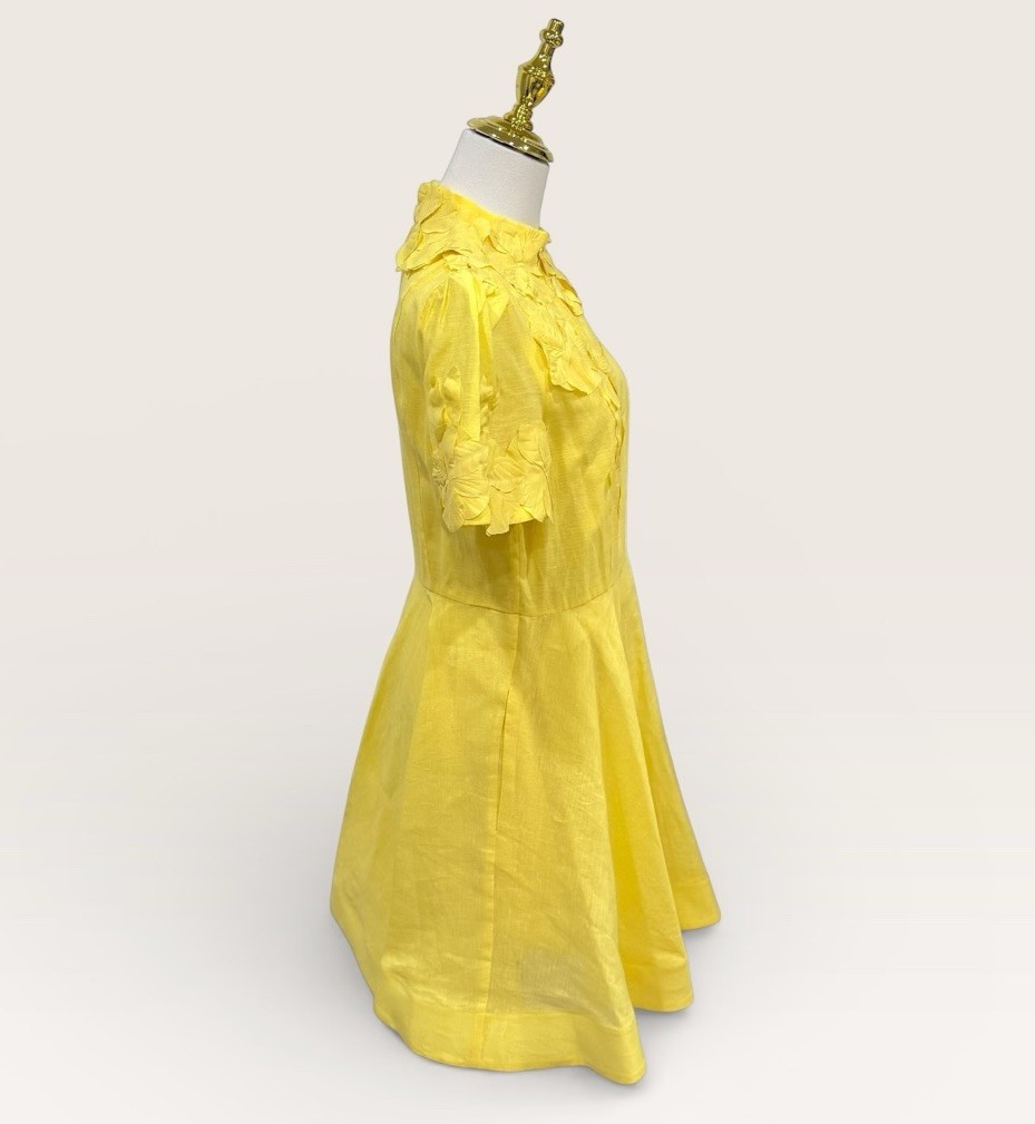 Antonio Melani SZ 10 Iris Linen Floral Appliqué Mockneck Dress Sunshine Yellow