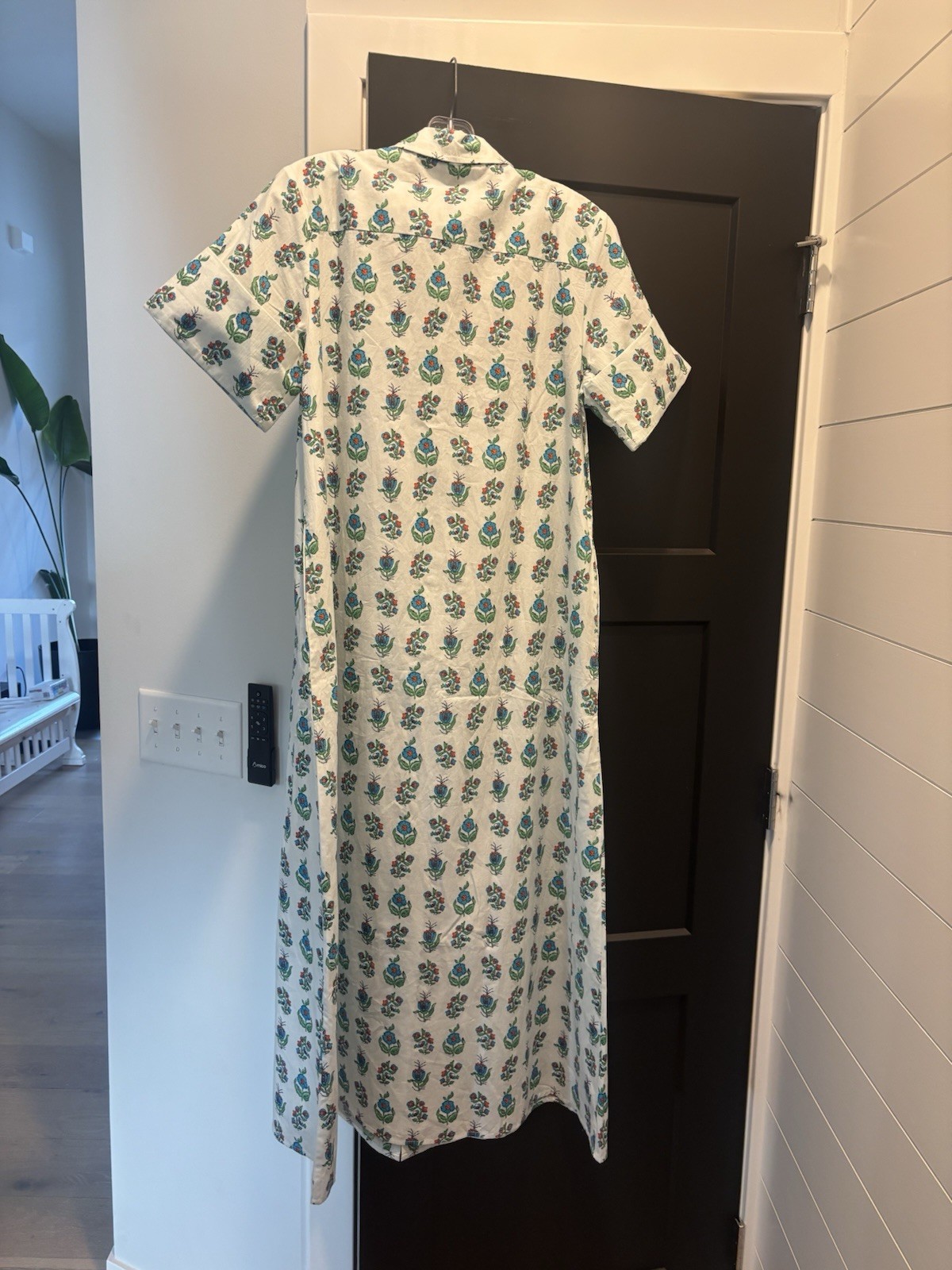 LIVRO Gibbons Dress Small Beach Sprigs NWT Maxi Shirt Dress Pockets Button
