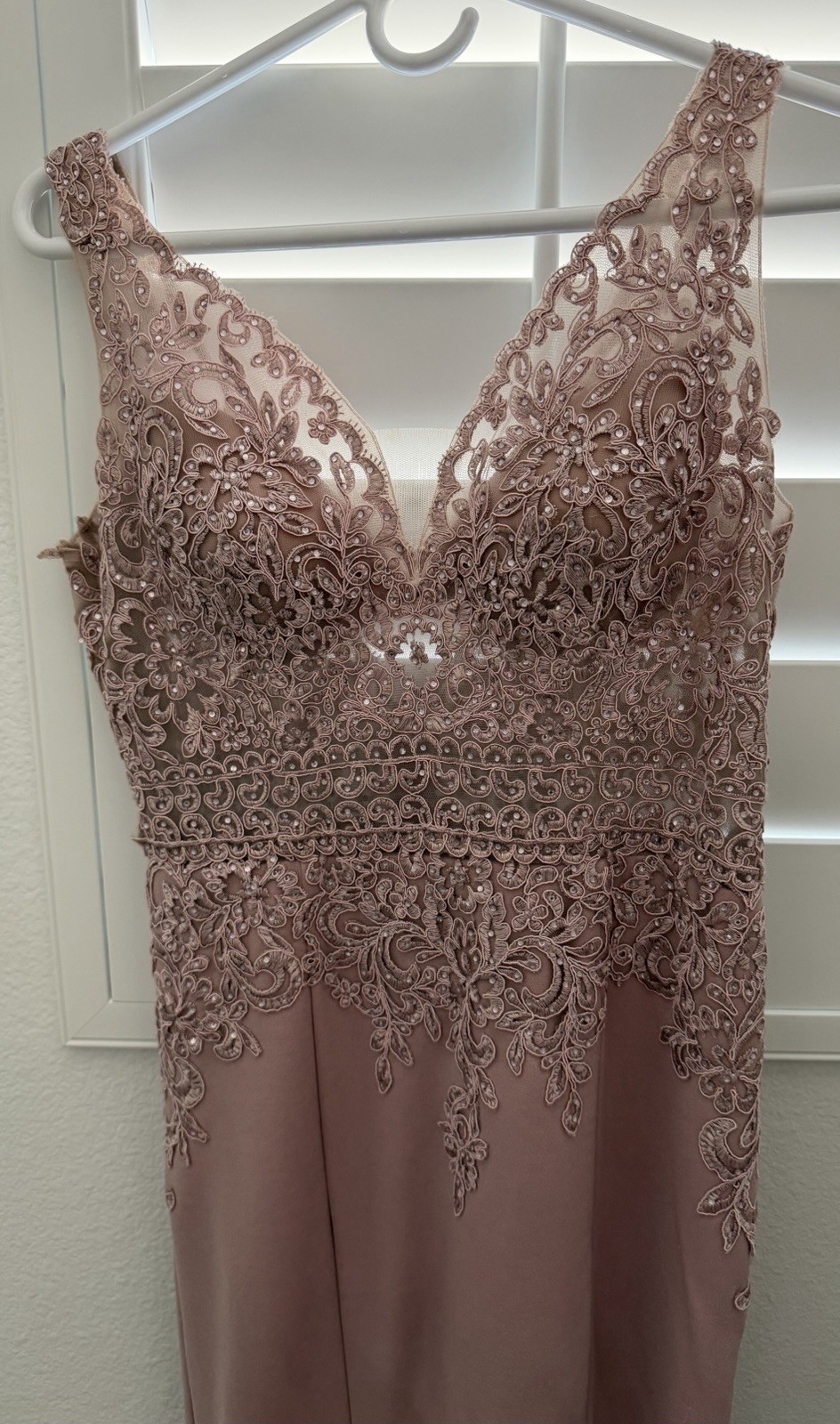 Dancing Queen Pink Lace Beaded Sequin V-Neck Sleeveless Maxi Formal Dress L