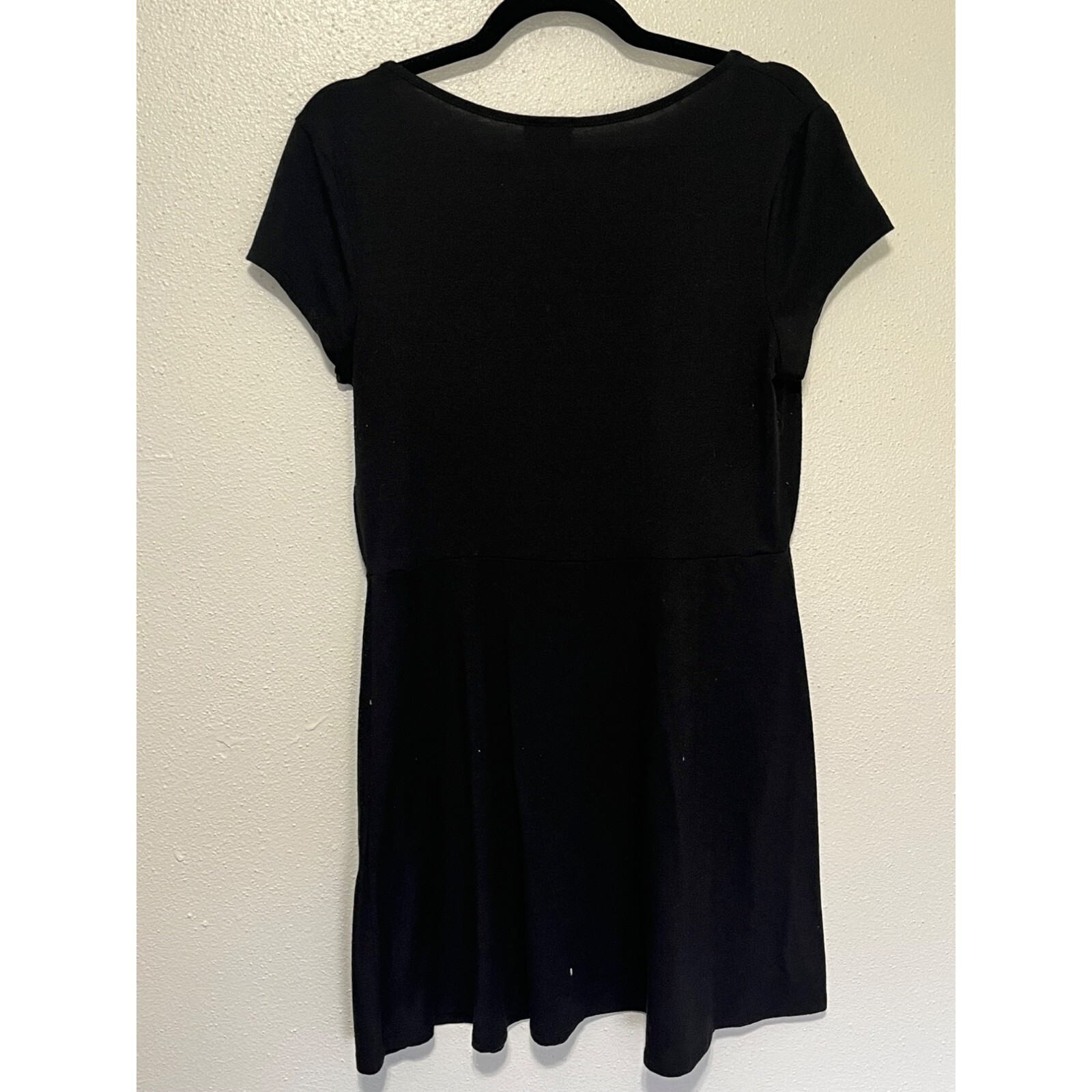 Joe Boxer Knit Mini Dress Black with non belted waistline Womans size M