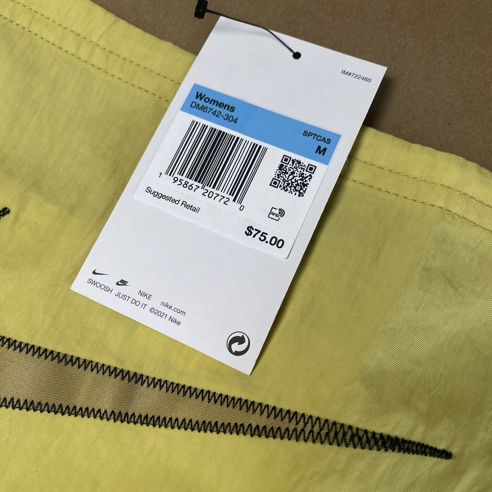 Nike M Medium NSW Swoosh Woven Casual Cami Dress Yellow Women Celery Sportswear