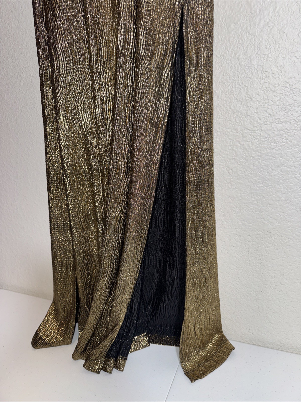 Gianni Bini Gold Metallic Strapless Maxi Cocktail Dress Size Medium Party Club