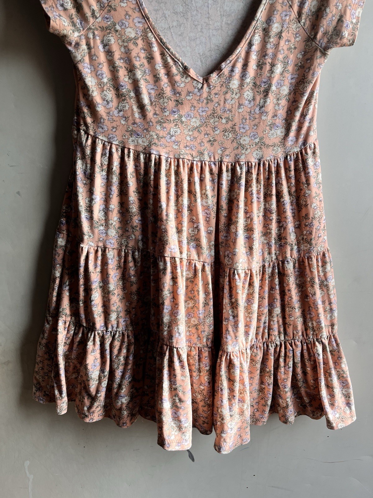 No Comment Peach Multicolor Floral Ruffle V-Neck Cap Sleeve Mini Dress M