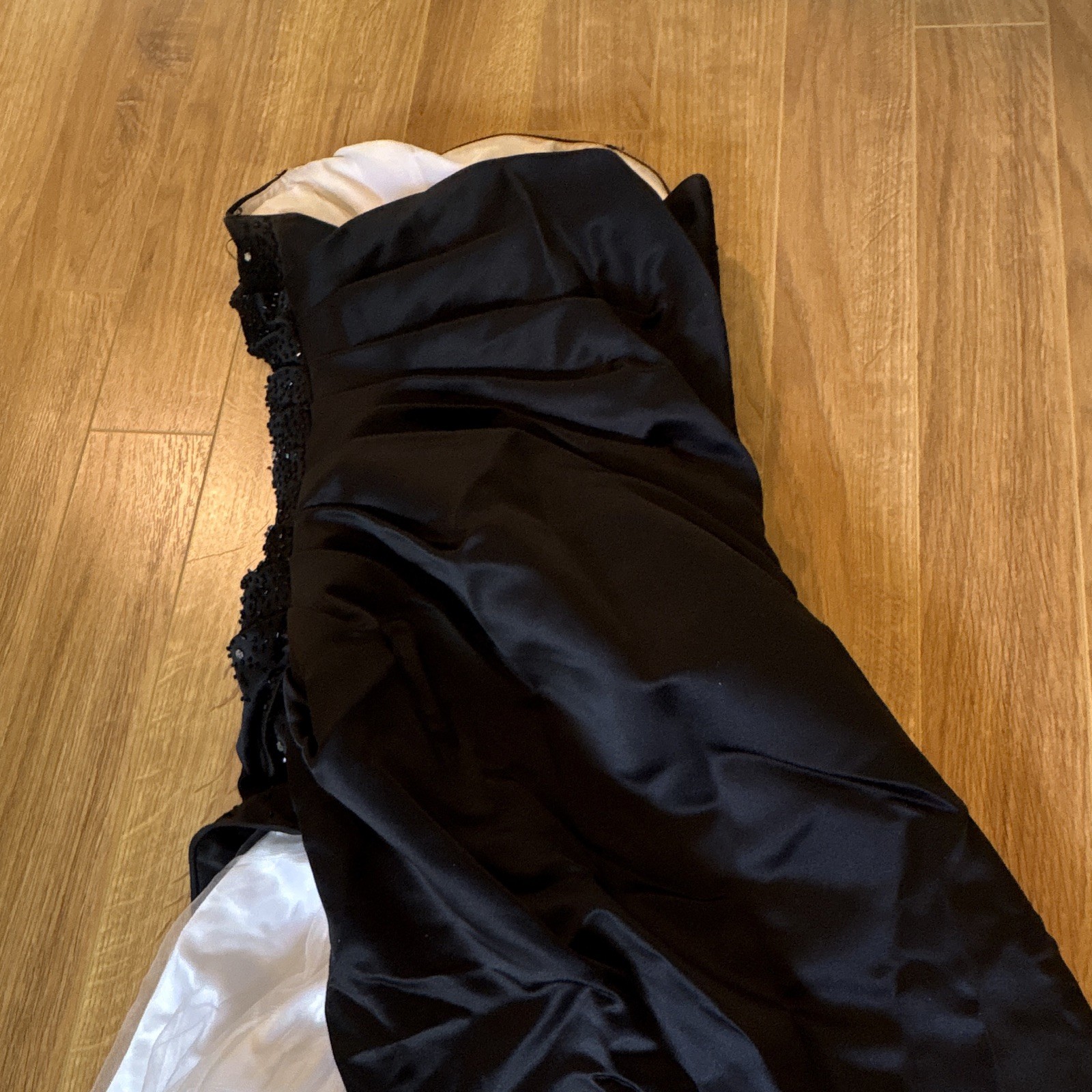 JUMP Strapless Black & White Satin Sweetheart Beaded Sequin Long Gown 3