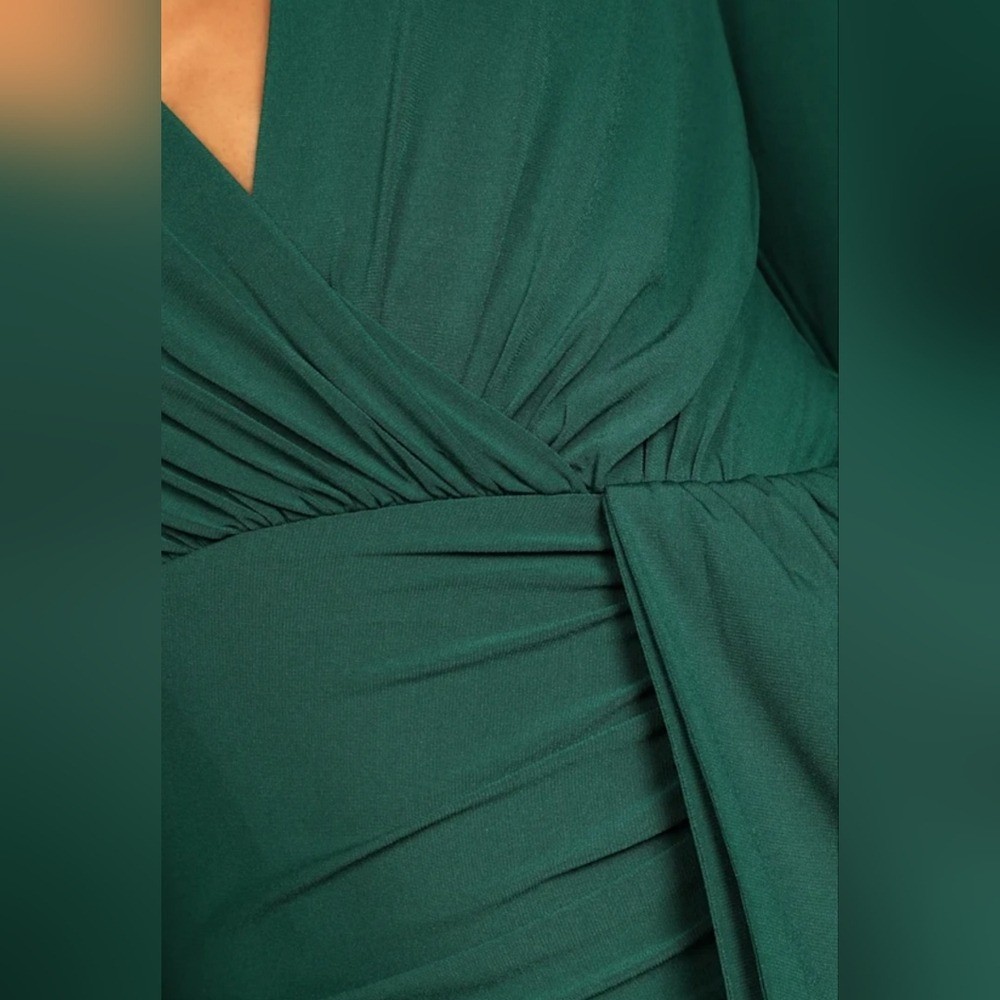 NWT $59 Lulus Marlay Emerald Green Ruched Long Sleeve Bodycon Dress Womens XS