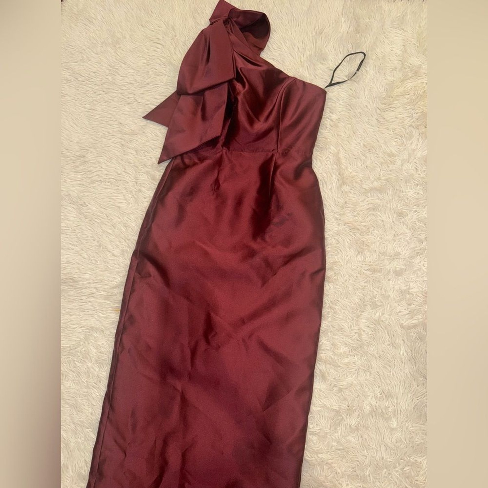 NEW Alfred Sung Bow Detail One-Shoulder Satin Twill Column Gown Sz 2 Cabernet