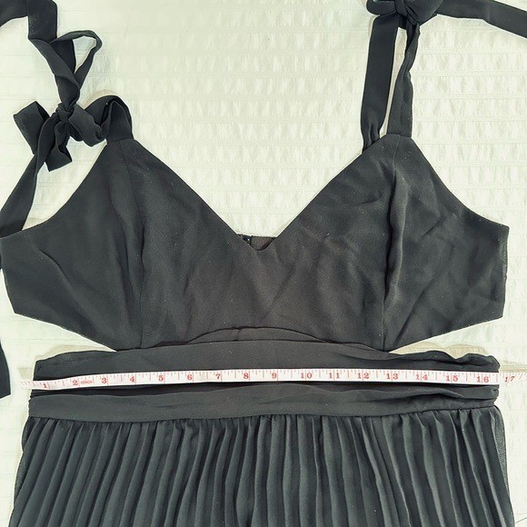 NWT Lulus Black Pleated Backless Maxi Dress – XL