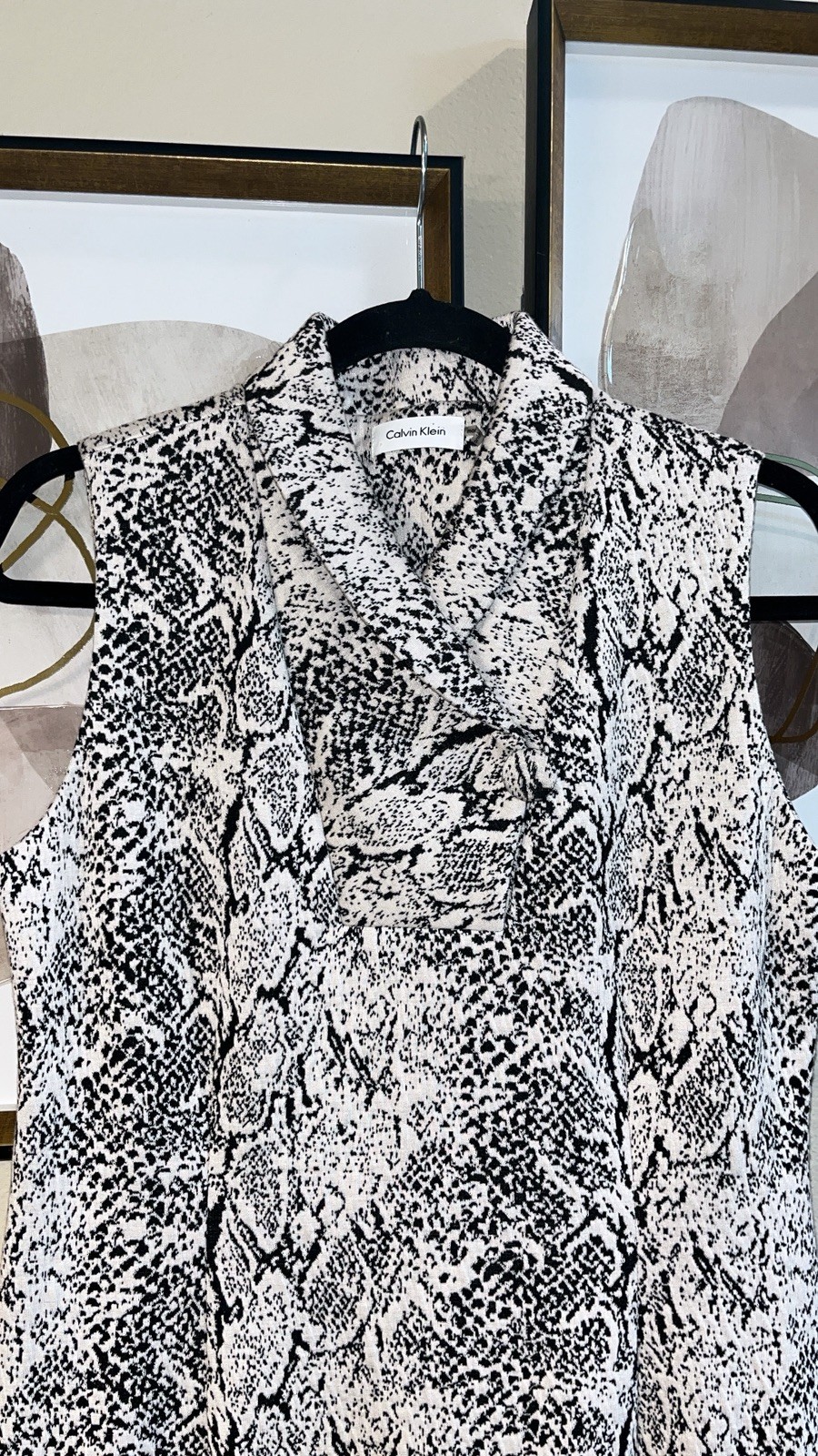 Calvin Klein Sleeveless Snake Print Sheath Dress Women’ Size M Black/Gray&White