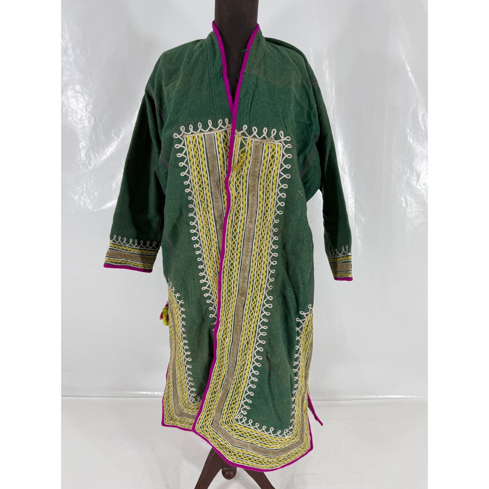Vintage Afghan Embroidered Tribal Wool Ethnic Chapan