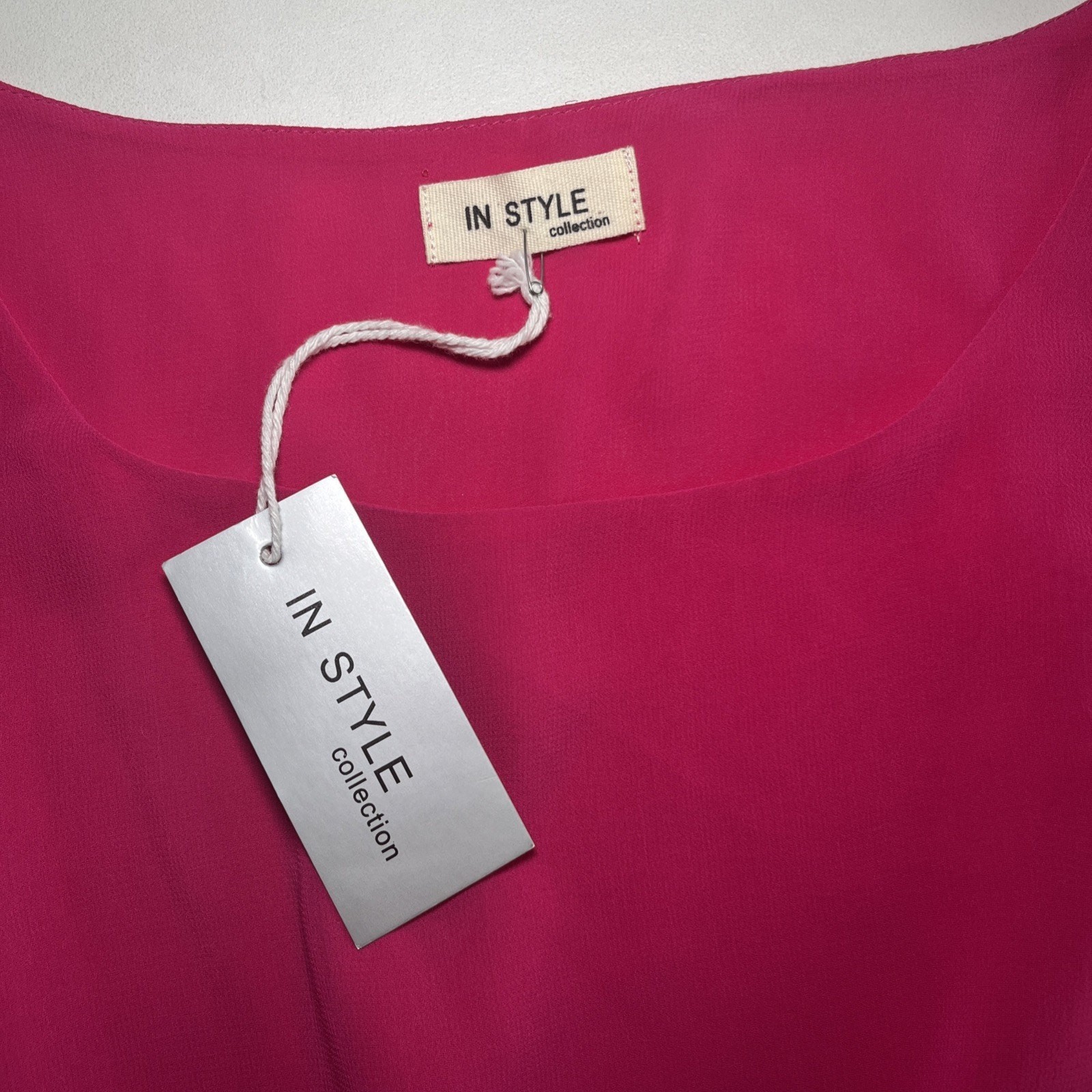 NWT In Style Pink Ivory Blue Color Block Dress Sleeveless Pullover Size Small