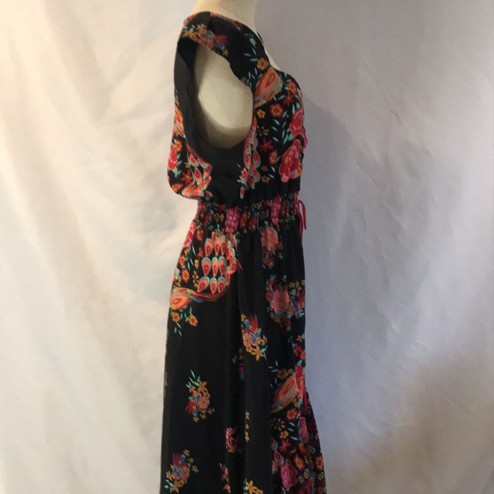 Black floral peacock colorful print short sleeves hi-low maxi dress boho gypsy M