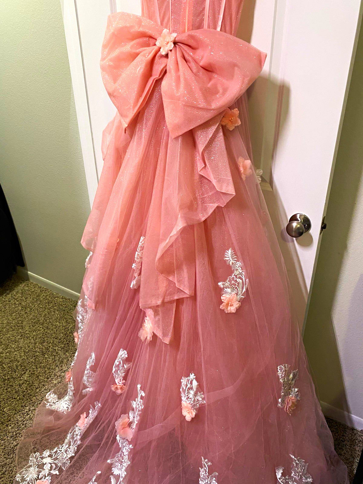 Pink Tulle Quinceanera Gown Sweetheart Corset Zip Bow