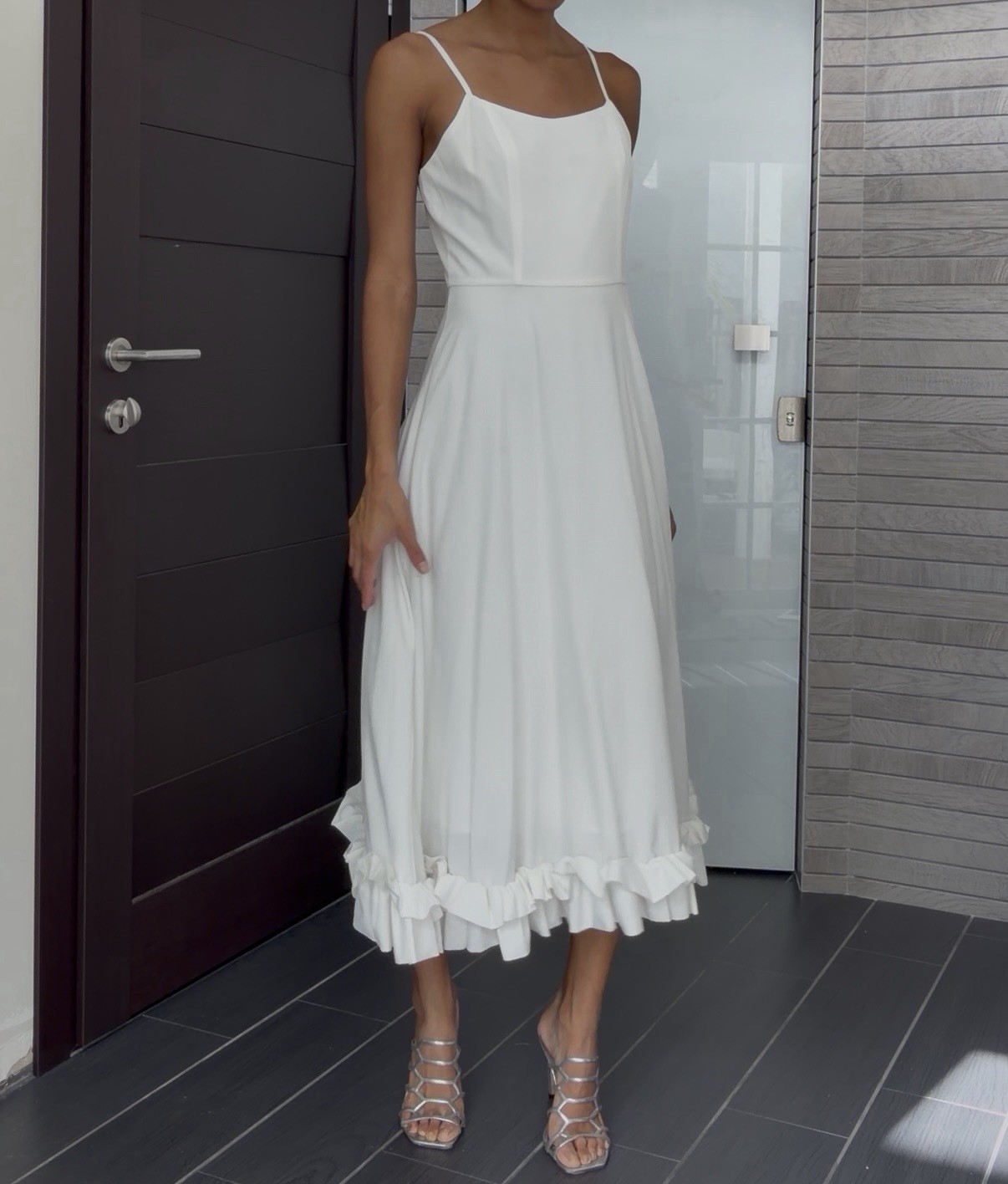 Elegant White Ruffle-Hem Midi Dress with Spaghetti Straps