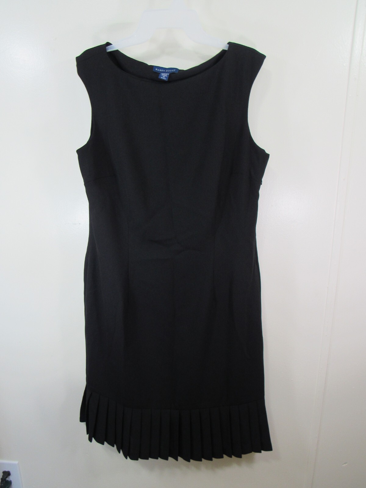 Karen Scott Dress Size 14 Black Sleeveless Side Zipper Lined Fanned Ruffle Hem