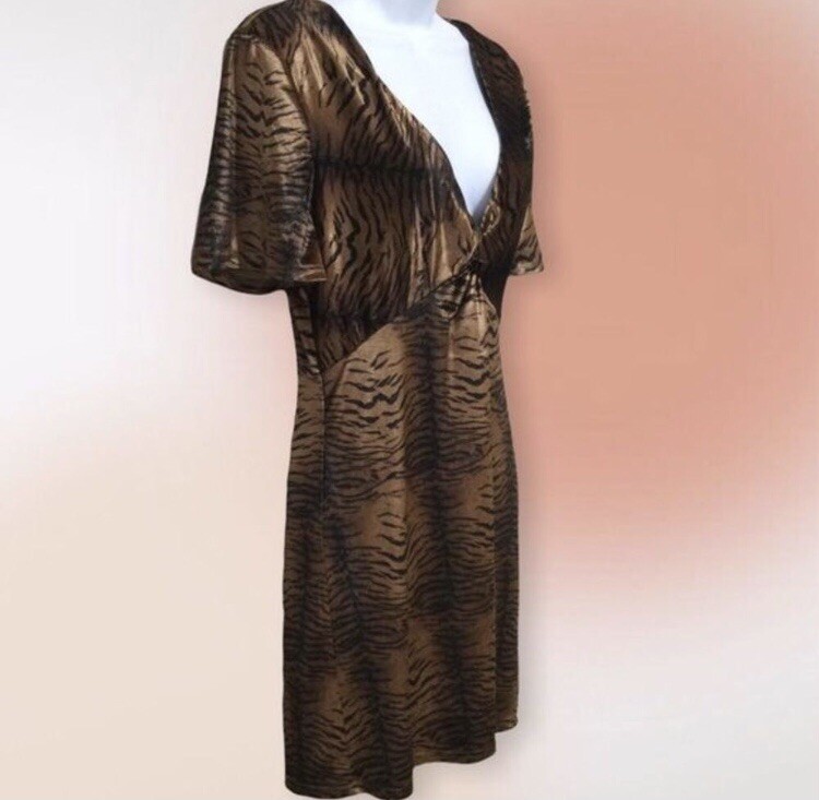 MINKPINK V Neck Tiger Twist Mini Dress M/L NWT