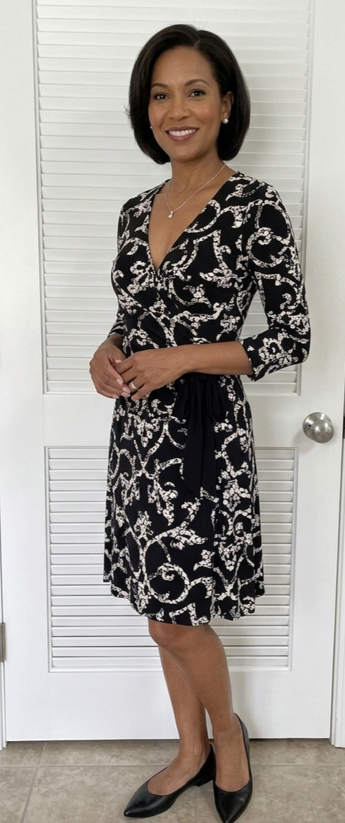 White House Black Market Black & Ivory Knit Faux Cross Over V-Neck Dress Size 4