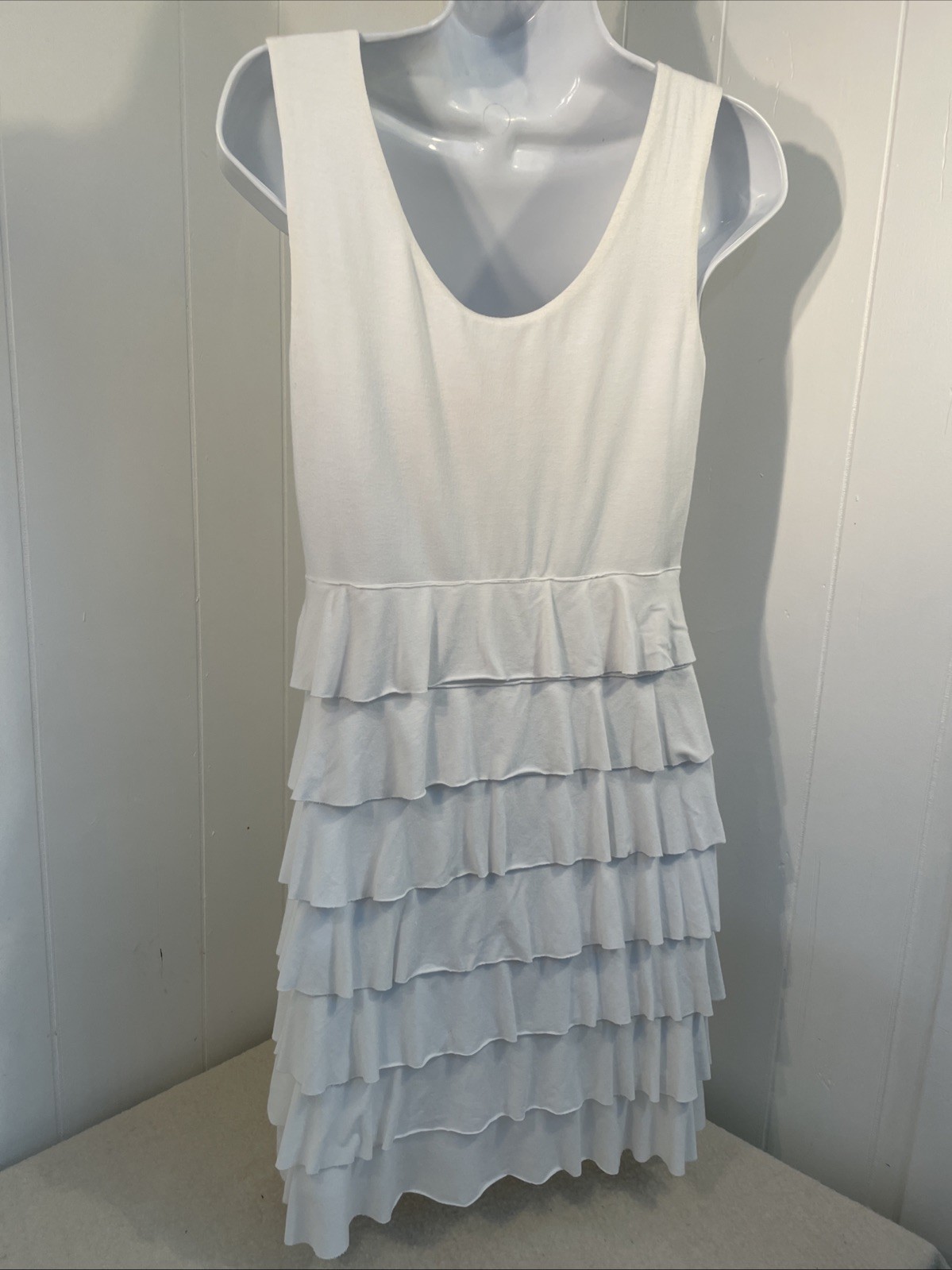 Soft Surroundings Size XSmall White DRESS Multi Tier Ruffle Bust-33″ Feminine
