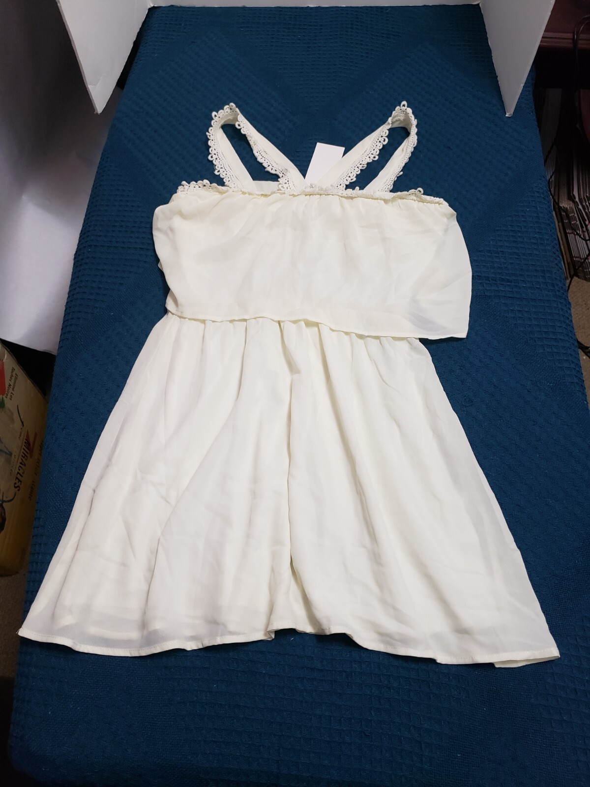 Tobi Womens White Sleeveless Layered Ruffled Dress Sz Medium 100% Polyester NWT