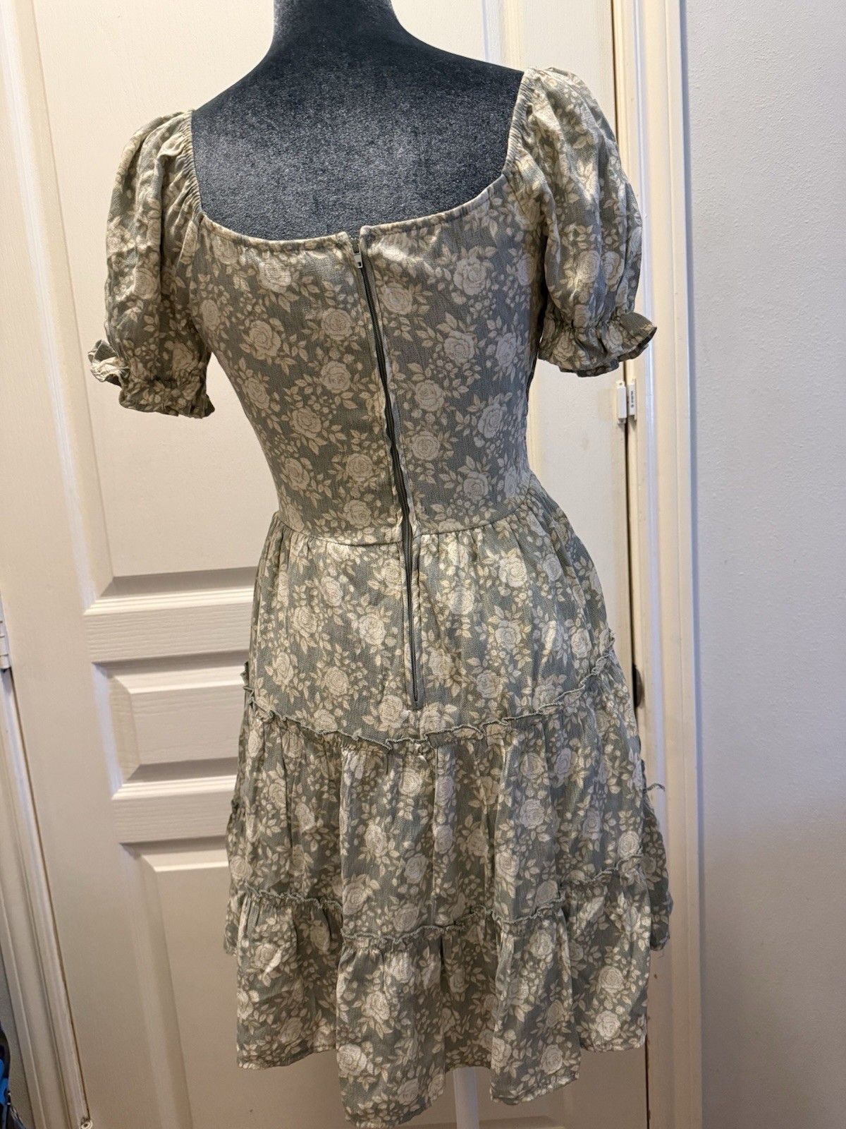 Trixxi Green White Floral A-Line Square Neck Puff Sleeve Smocked Dress S