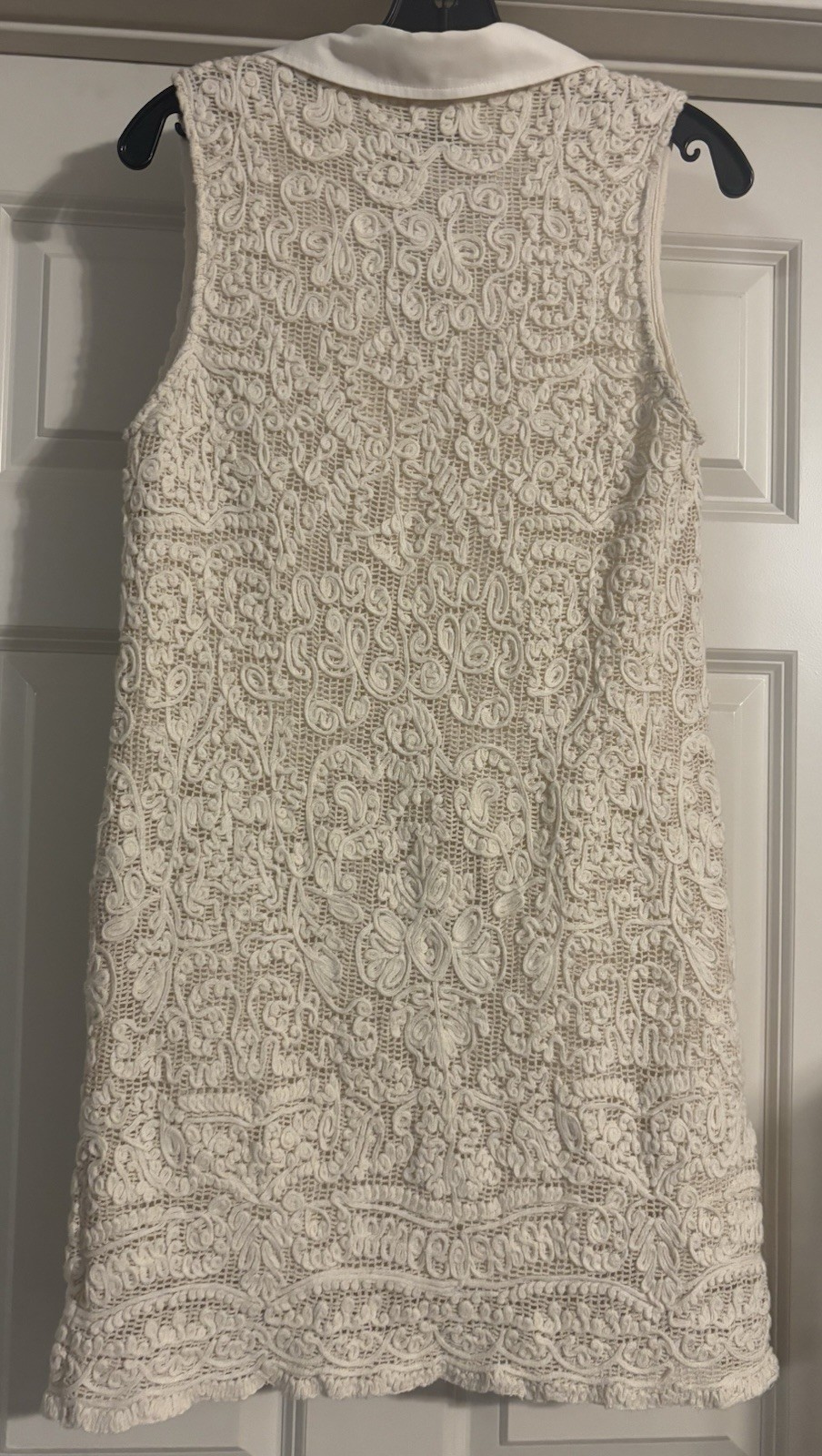 Tuckernuck Tan Lace Collared Coastal Preppy Old Money Quiet Luxury Size M