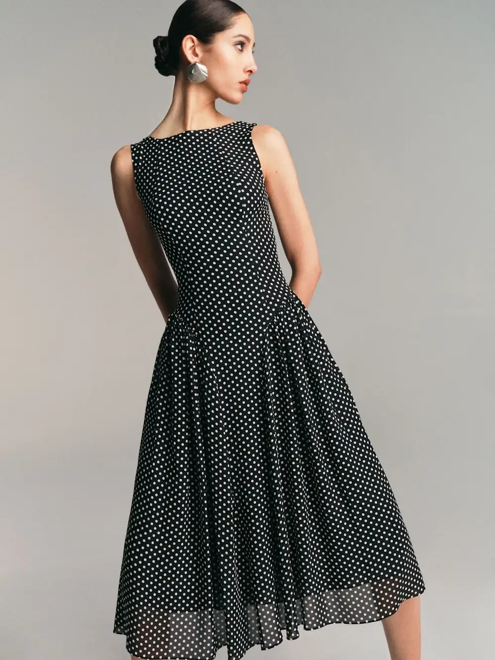 REFORMATION Anilis Platycodon Flower Caviar Dot Sleeveless Midi Dress