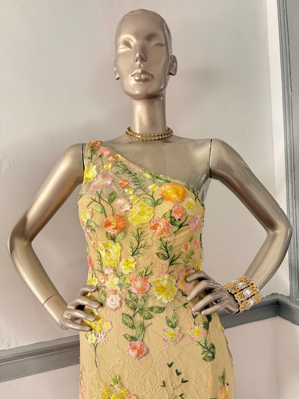 Mac Duggal One Shoulder Floral Embroidered Dress Size 4 AS IS Repair