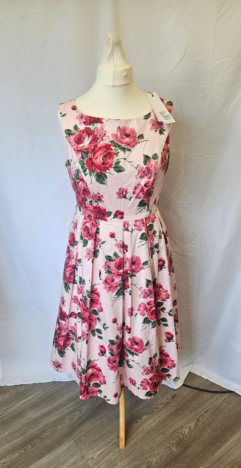 Review Rose Print Prom Dress Size 14 Blush Multi Sleeveless Midi Dress
