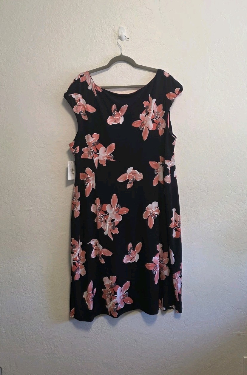 Connected Apparel Lisa Faux Wrap Floral Dress Sz 24W