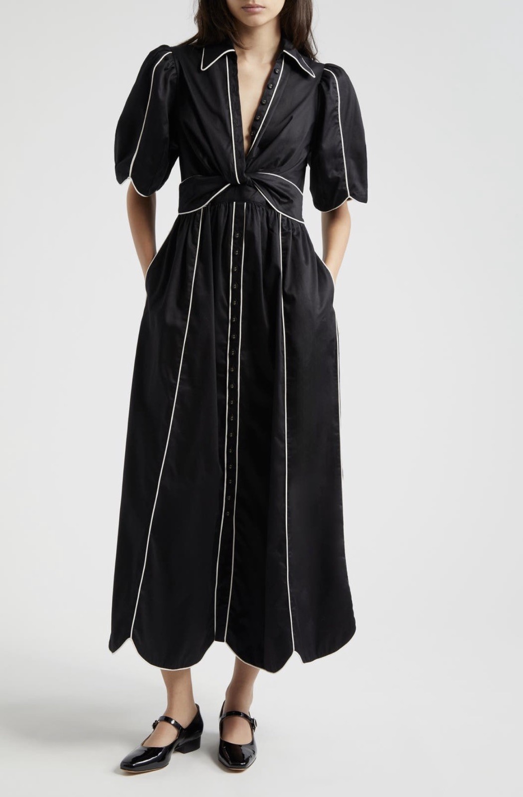 Farm Rio XLBlack And White Scallop Short Sleeve Midi Dress