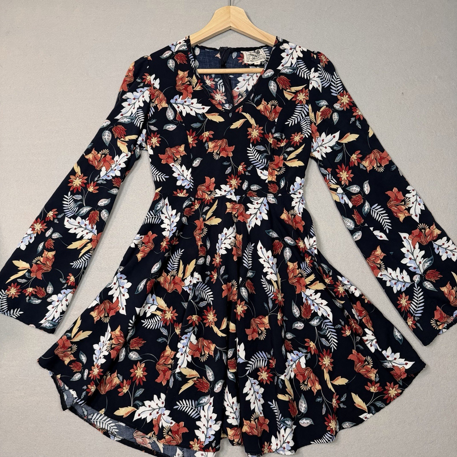 Jaase Handshaped in the Shed Navy Floral Boho Mini Dress Flutter Sleeve M