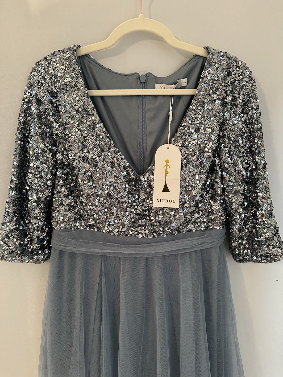 XUIBOL NWT Elegant Formal Dress Size L