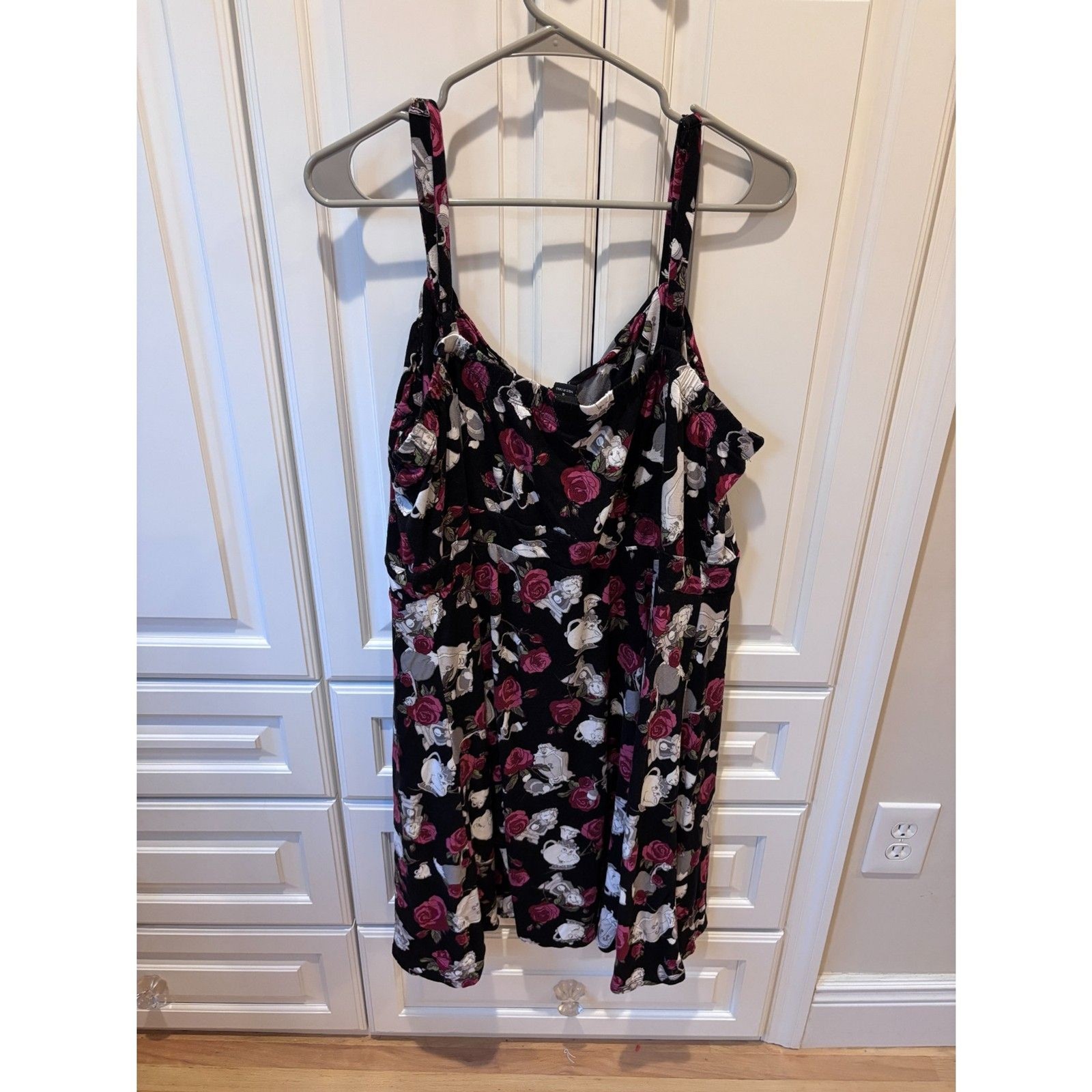 Disney Beauty and the Beast Rose Character Dress Women’s Size 4 Midi Cami