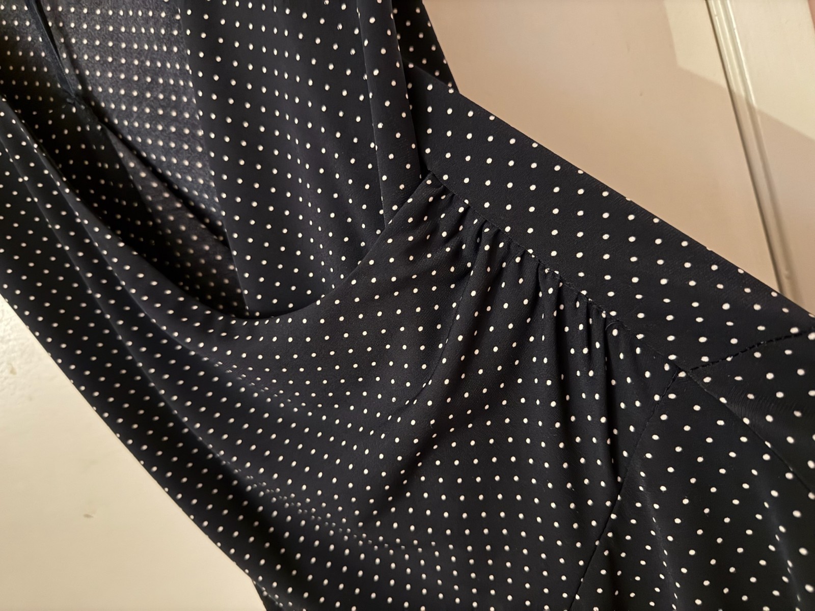 ALFANI navy mini dot stretch knit cap sleeve semi wrap dress, size PP